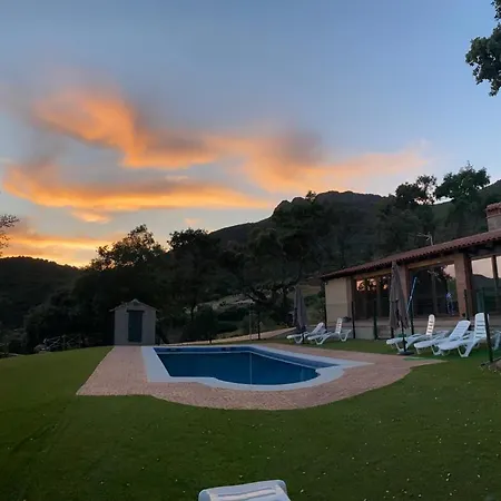 Rurales En Plena Sierra 아파트